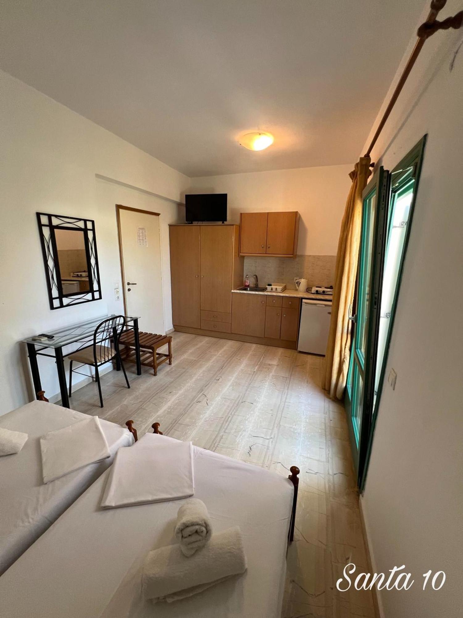 Hotel Santa Magia Kamári Zewnętrze zdjęcie