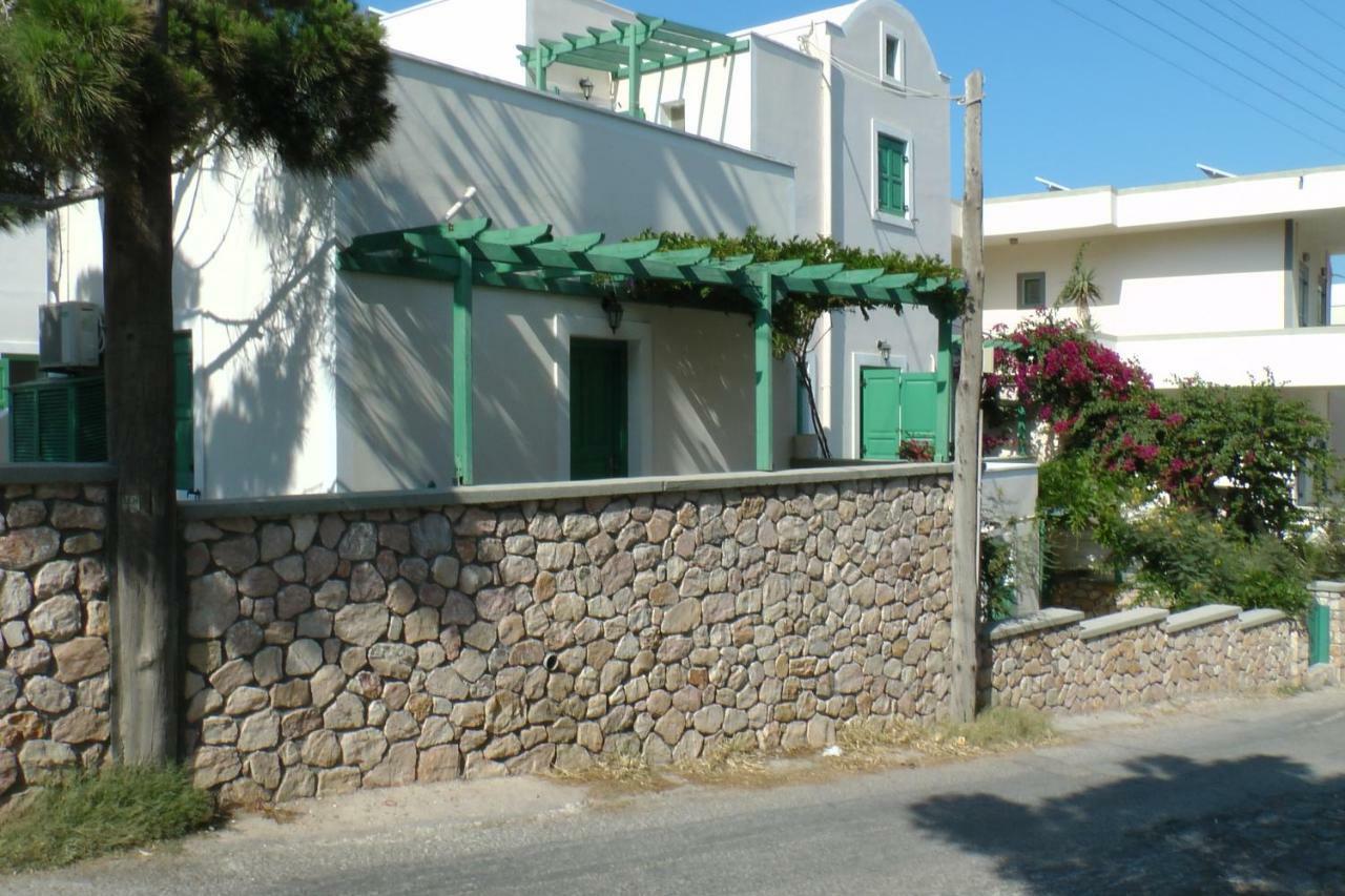 Hotel Santa Magia Kamári Zewnętrze zdjęcie